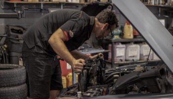 09 - Servicing and repairs 09 - Servicing and repairs